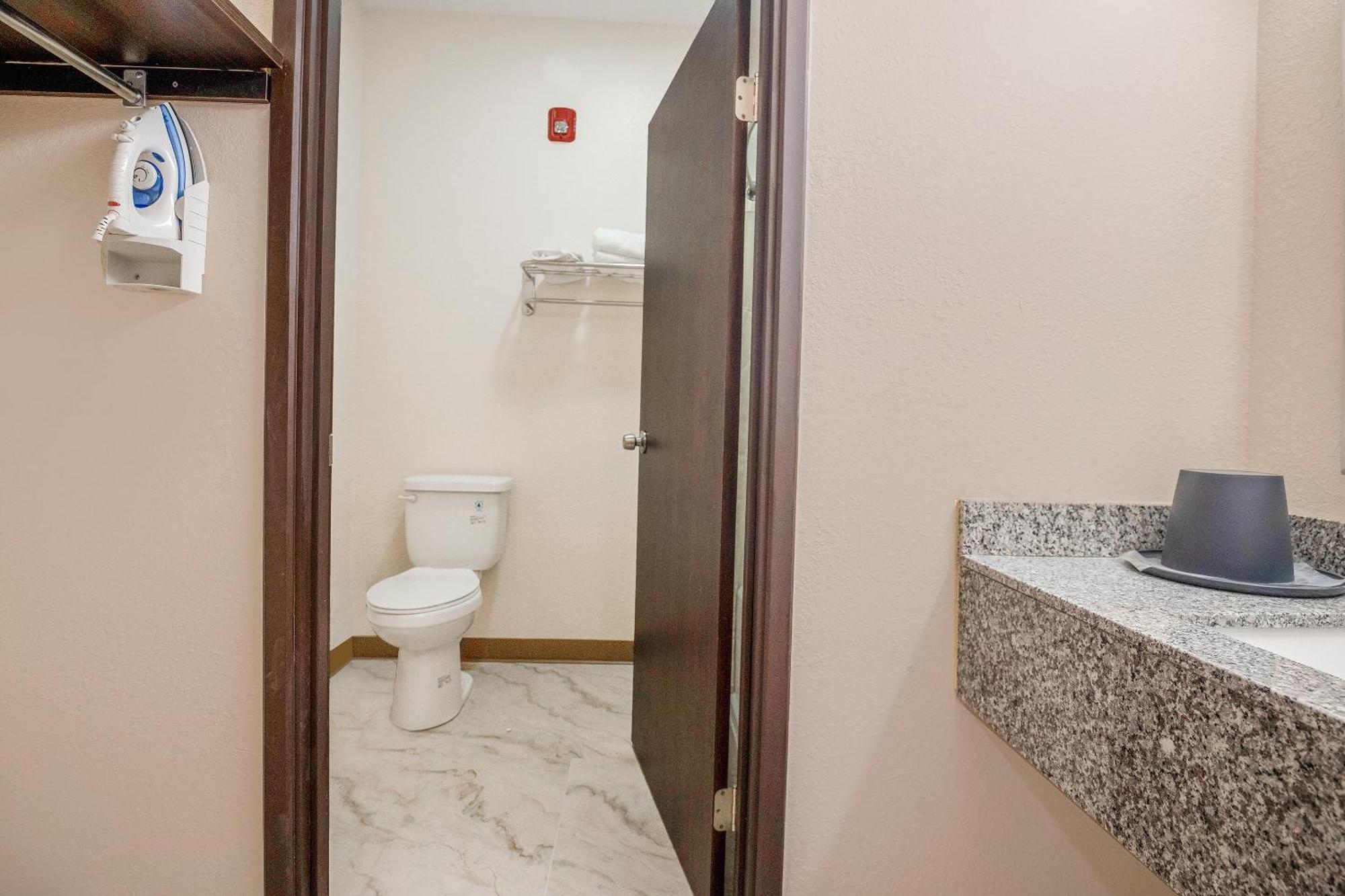 Oyo Hotel Adairsville Calhoun South I-75 Dış mekan fotoğraf
